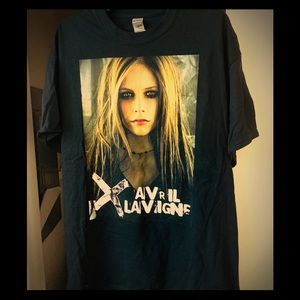 Unisex Rare Avril Lavigne Throwback XL Shirt